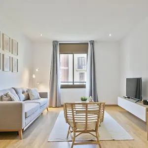 Ola Living Consell De Cent Apartment Barcelona